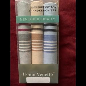Pack of 3 men’s handkerchiefs NWOT